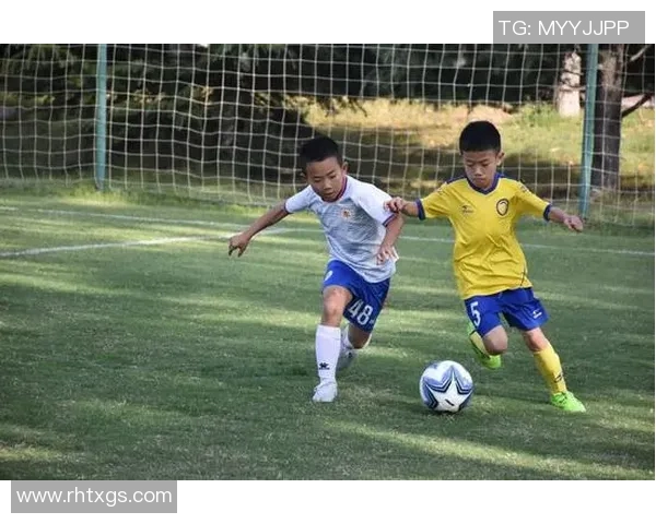 如何从青训到职业赛场培养一名足球球星的成长之路